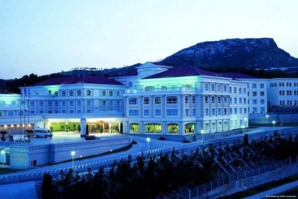 Guoxin Shenzhou Hotel (Lianyungang)
